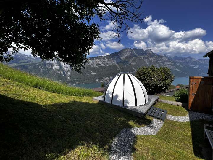 Romantische Übernachtung in der Bubble-Suite, Obstalden
