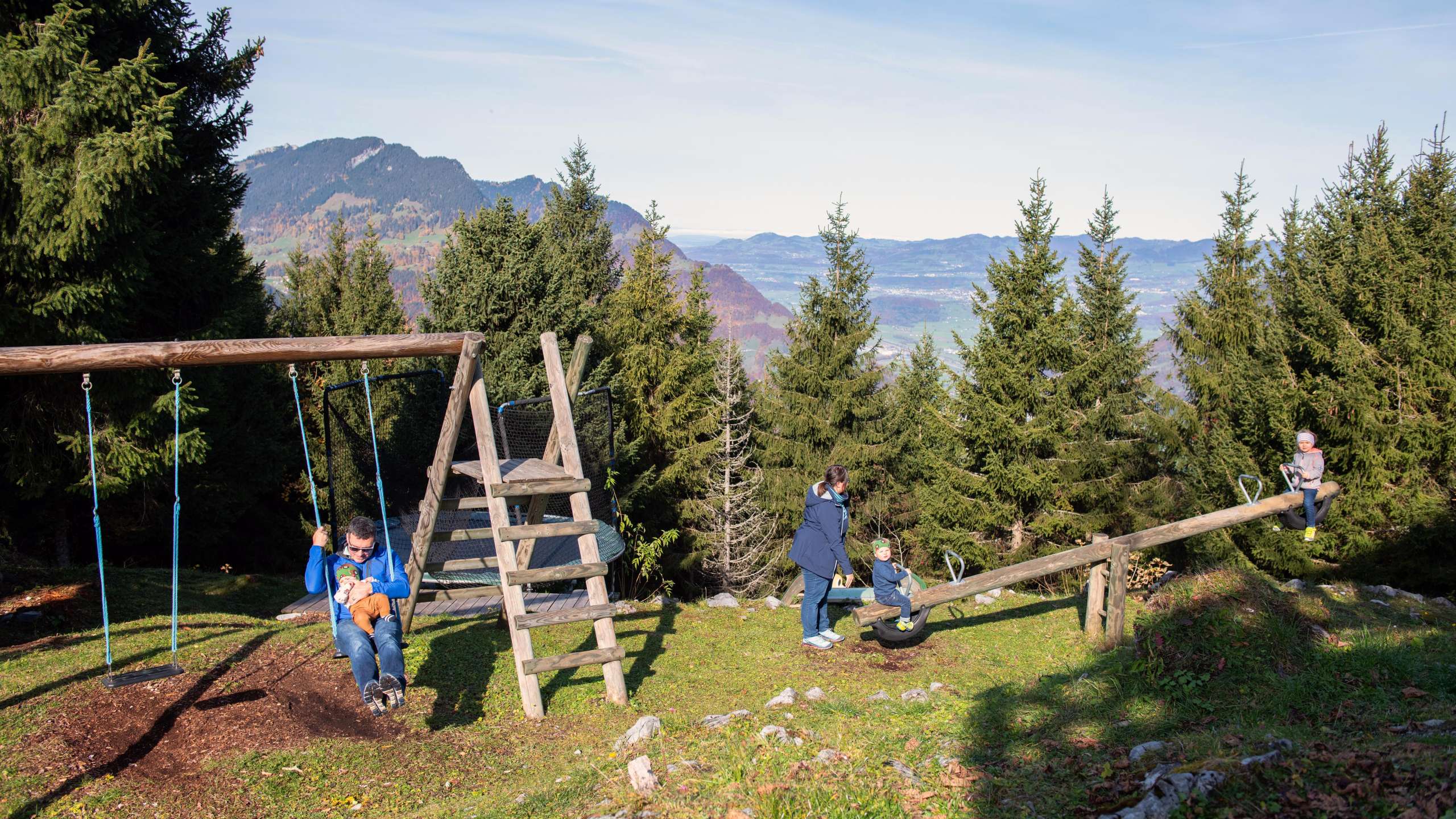 Spielplatz Naturfreundehaus Fronalp