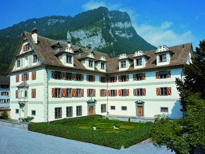Freulerpalast / Museum des Landes Glarus