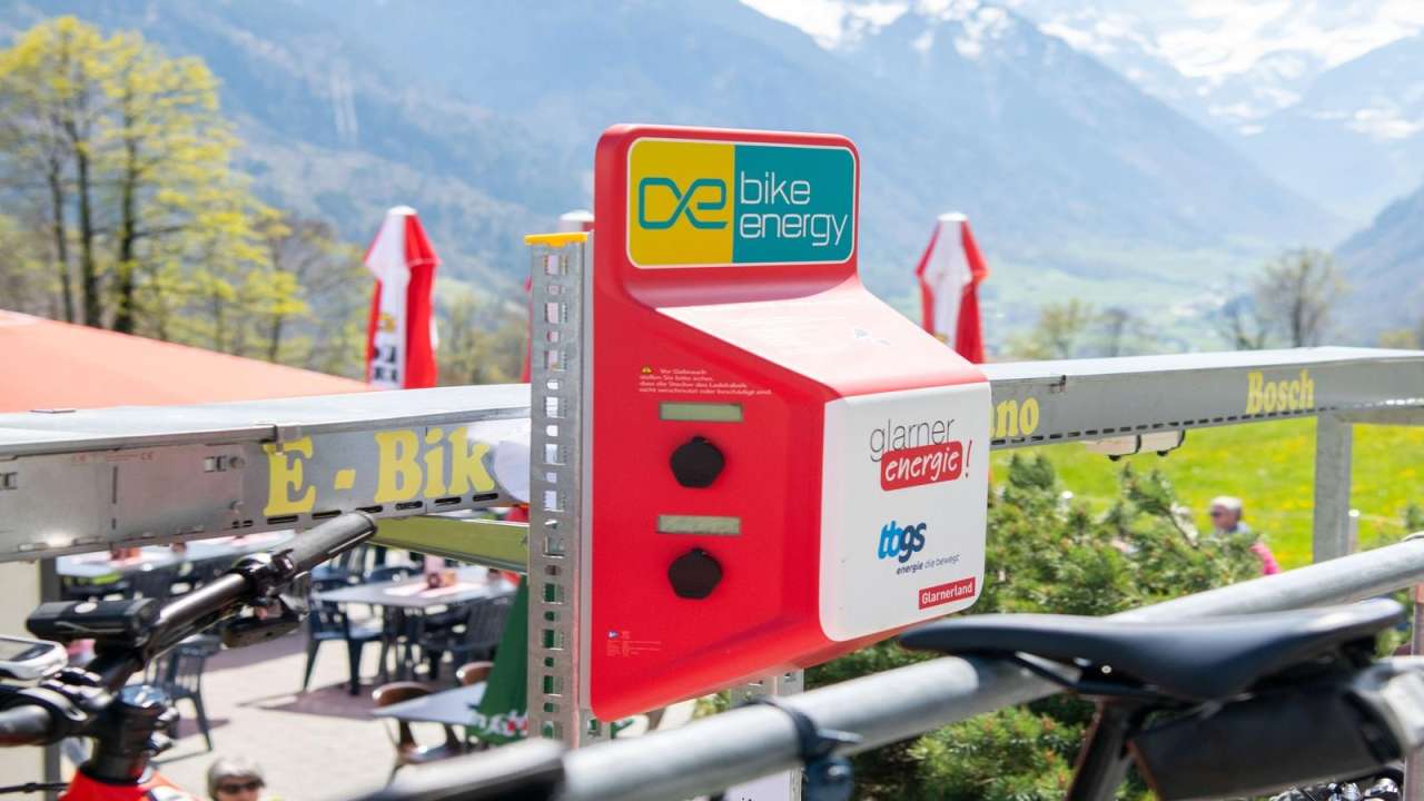E-Bike Akkuladestation Naturfreundehaus Fronalp