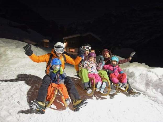 Fondue und Schlitteln Weissenbergen